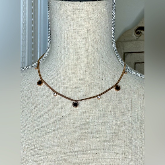 Beautiful necklace - Picture 4 of 8